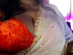 Desi Hot Girl Nipple Play Nip Rub.
