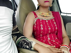 Cute Desi Indian Beautiful Bhabhi Gets Romped with Huge Dick in car outdoor risky public orgy.