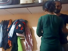 Sexy wife is desperate for hardcore hump