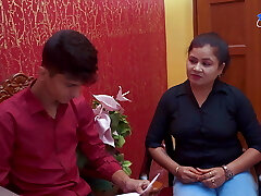 حشری, سینه های بزرگ, بانوی فاک سخت توسط رئیس او