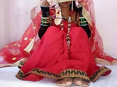 Shayadi Ki Pehla Raat Wali印地语视频新新娘Sarika's第一晚