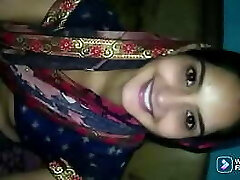 Pizza delivery guy found Indian hot girl alone and banged her.