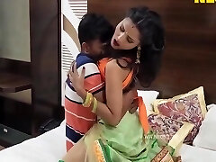 дези бхабхи трахается с молодым деваром