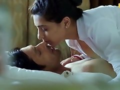 Newly wed duo enjoying honeymoon 