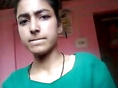 Super Uber-cute Girl Masturbating Hard