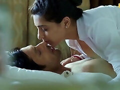 Newly wed duo enjoying honeymoon 