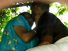 Hindi outdoor elder man fuck aunty