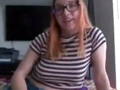 breite bhabhi chuche dhikhate huwe