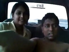 Desi Indian Couple sex scandal on Car Video Leaked 