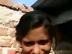Desi village girl outdoor frigging