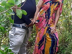 Indian desi anal sex, aunty gives her cock-squeezing ass for fucking.