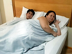 quédate a mi lado visita hijastro cama y cabalgando vaquera puta bbw