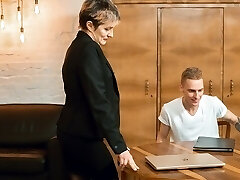 TUTOR4K. Smart boy finds way to lure stringent mature educator in