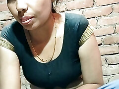 Hot Stellar Aunty Ki Utter Chudai Unki Bur Ko Chodne ka Maja Bahut Aaya 