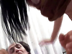 pareja amateur italiana teniendo sexo y disfrutando mientras es filmada