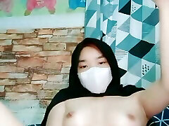 18yo indonesian nubile masturbate