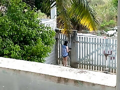 Wife answer delivery guy without pants