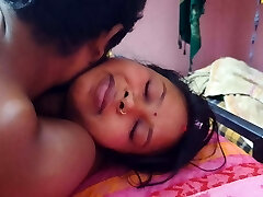 indiano mami sinistra bohat raat ko chod bohat maza aaya