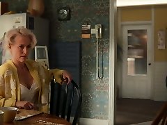 Gillian Anderson-Romp Education 1x03