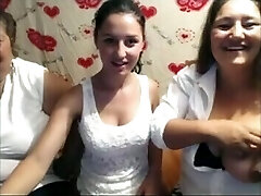 Trio generations of latinas on cam