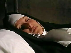 Amantisimas, en la gloria de la carne pura. Monjas lesbianas