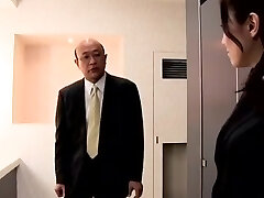 NSPS 068 Trading Fucking Partners In The Office