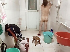 Take A Selfie Tub