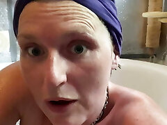 Talking about how orgasms caused by hot water are aggressive on the build up to them, whilst sat in a mega hot bathtub!