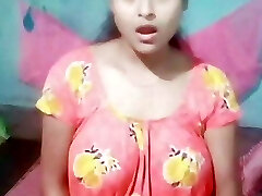 Meaty boobs without bra