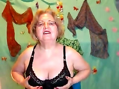 Attractive Lady webcam show