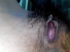 chatte bleeding fusi dans le boost sampek satisfait et éjacule à lintérieur