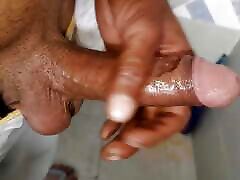 Sabhi log bolte hain tumhara muslim lund hai par mera hindu lund hai