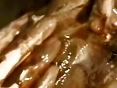 वह मिठाई के लिए अपने सह शॉट चाहता है