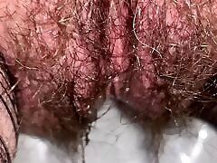 On the toilet in pantyhose the milf pisses and then gives blowjob