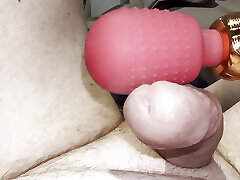 Using a toy to make myself cum Using a toy to make myself cum