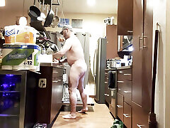 Washing the dishes mama son proxy tube with a hardon Washing the dishes mama son proxy tube with a hardon