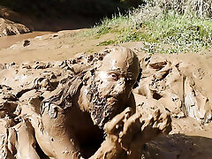 Trapped in Mud & Loving It... Trapped in Mud & Loving It...