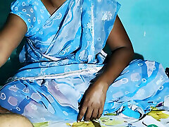 une amie duniversité prête à baiser