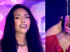 Between My Eyes and My Toes, Youll Find the Best Gift