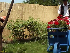 82 साल पुराने चरण माँ hidden cam pool 16 गड़बड़