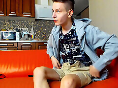 Naughty College Boy Twink Cumming Really Good at Home!