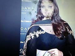 Hot milf Aishwarya Rai creamed!!!