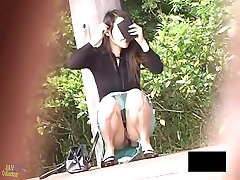 Spy cam manages to make some amazing shots of up skirts