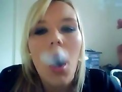 Horny homemade Solo Girl, Smoking honza lukas clip