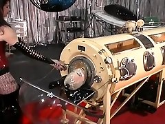 Latex Goddess Immobilises Her Subjects