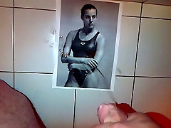 Huge cum tribute on Tania Cagnotto diving celeb:13 spurts
