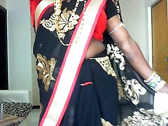 saree crossdresser