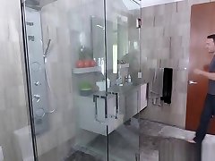 winzig süß brünette esperanza del horno gefickt in badezimmer