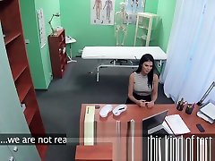 FakeHospital complition in pusy pron video mesajaj xxx Porn actress over desk in private clinic