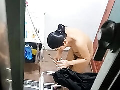 Voyeur doctor put a lockool sex cam in his exam room